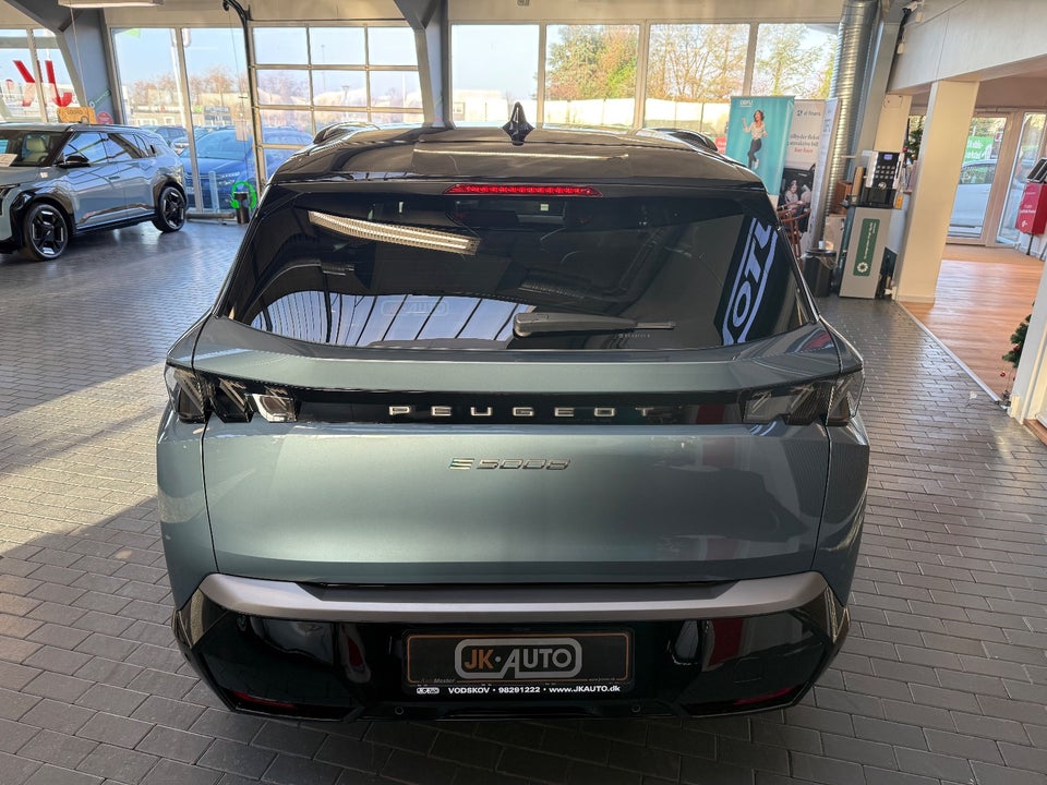 Peugeot e-5008 77 GT Pack 7prs 5d