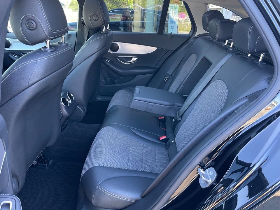 Mercedes C250 d 2,2 Avantgarde stc. aut. 5d