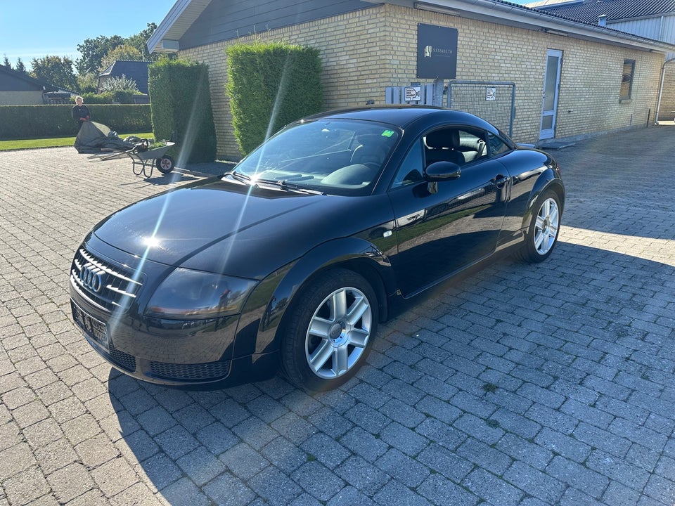 Audi TT 1,8 T 163 Coupé 2d
