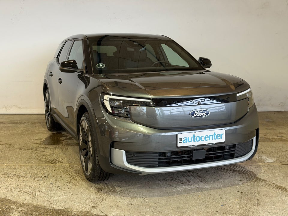 Ford Explorer 79 Premium Extended Range AWD 5d