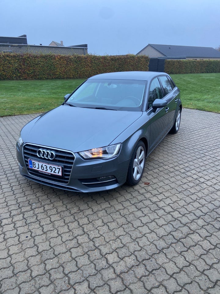 Audi A3 1,6 TDi Ambition Sportback 5d