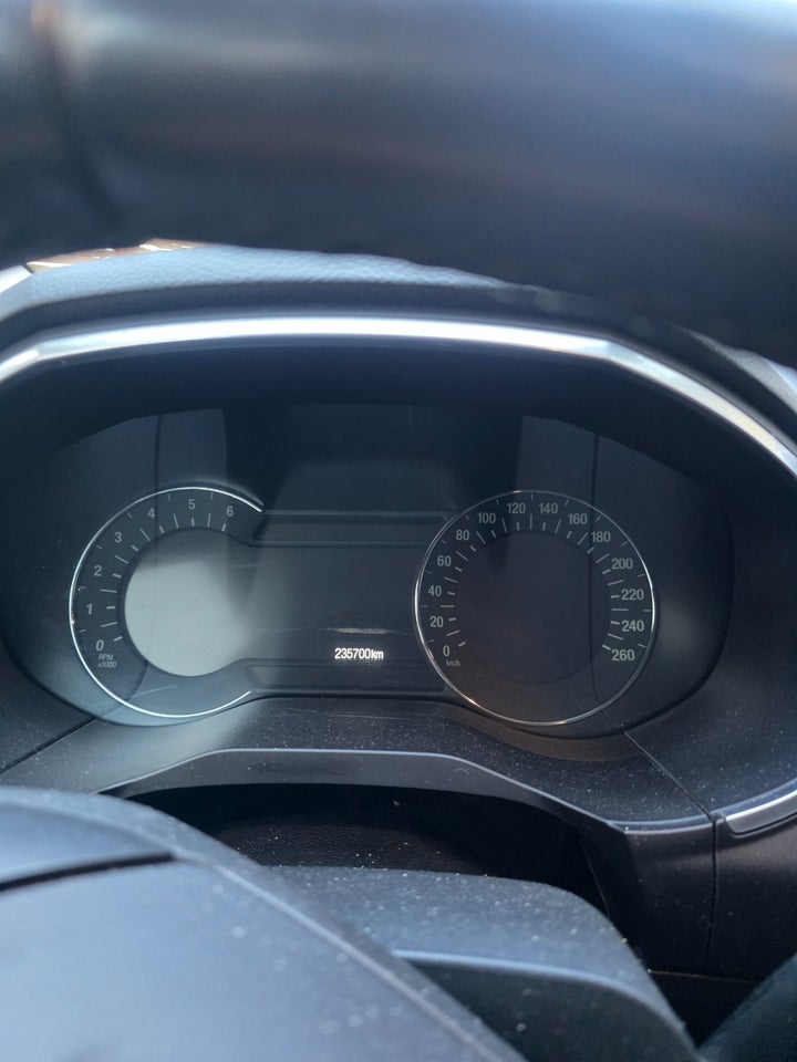 Ford S-MAX 2,0 EcoBlue Titanium aut. 7prs 5d