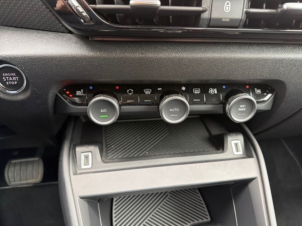 Citroën ë-C4 50 Shine 5d