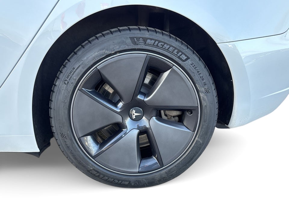 Tesla Model 3 RWD 4d