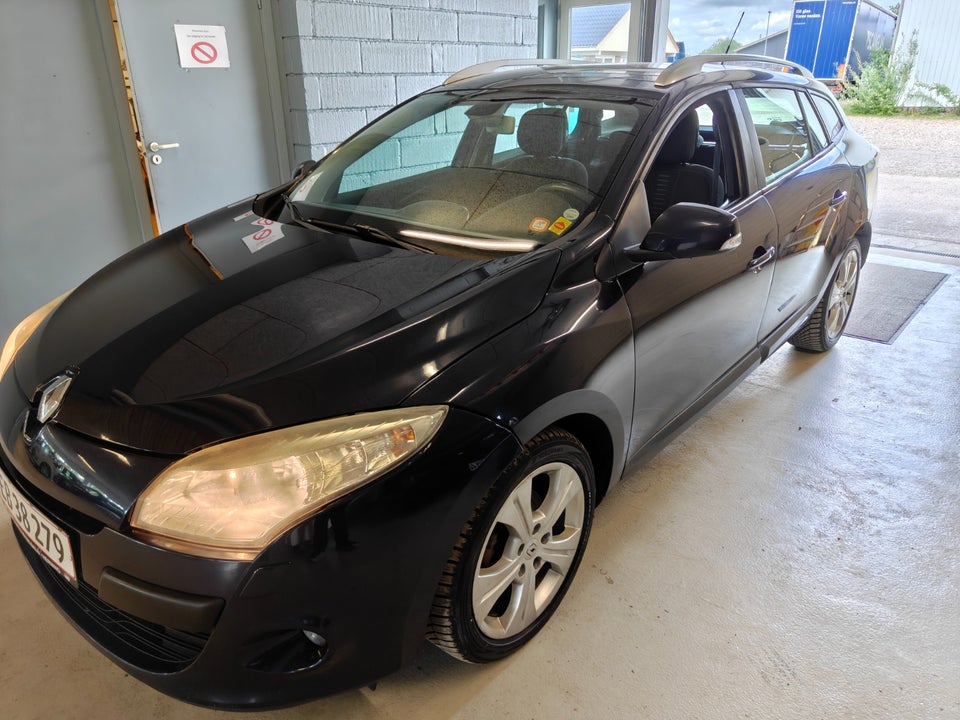 Renault Megane III 1,9 dCi 130 Dynamique Sport Tourer 5d