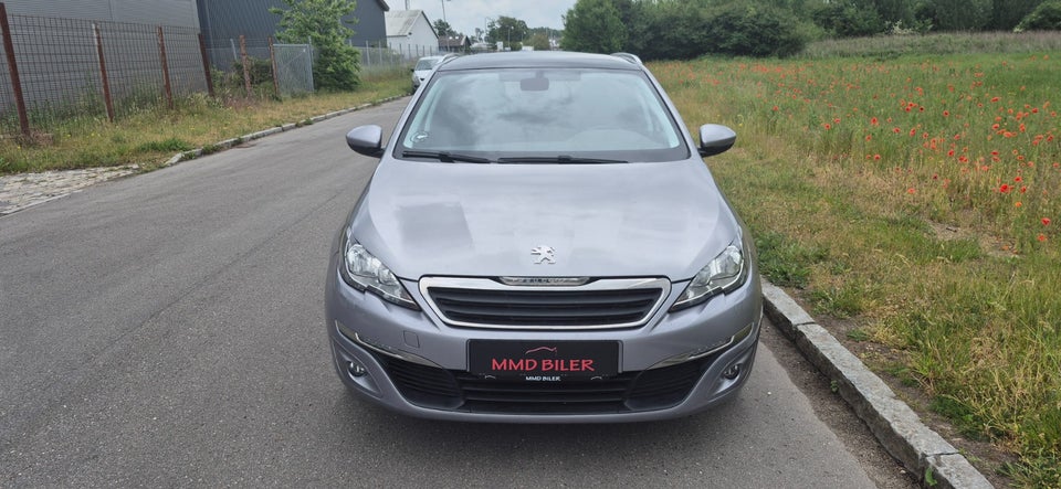 Peugeot 308 1,2 e-THP 110 Style SW 5d