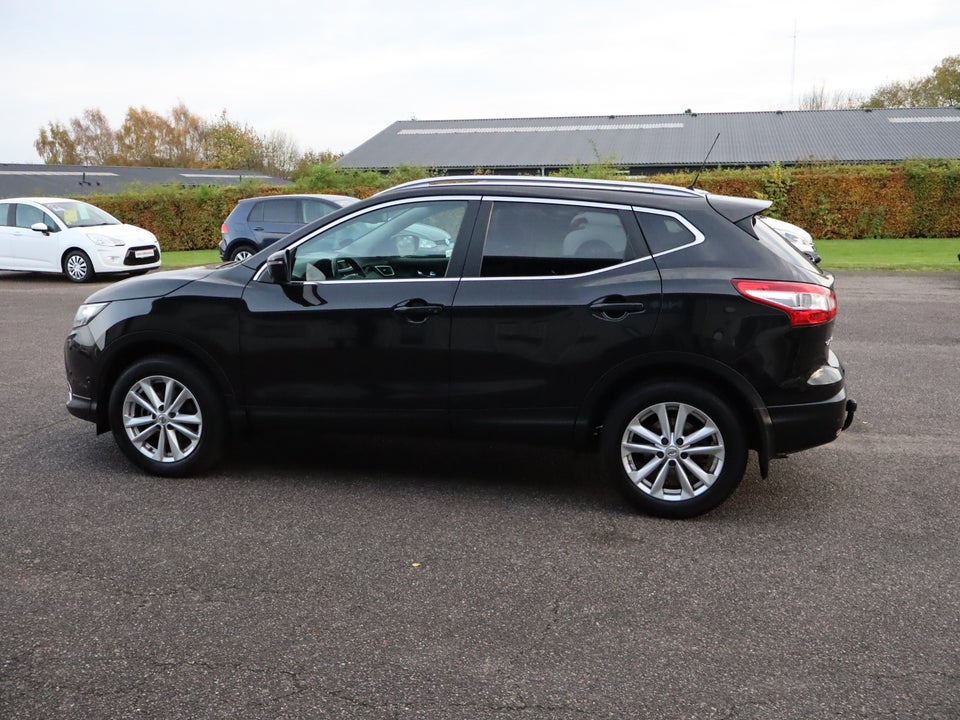 Nissan Qashqai 1,2 Dig-T 115 Tekna 5d