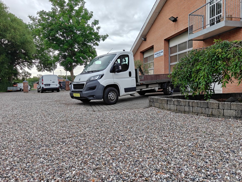 Peugeot Boxer 335 2,2 HDi 130 Ladvogn L3 2d