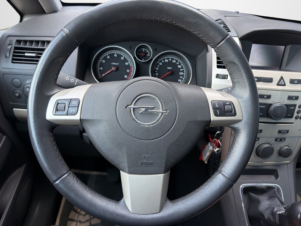 Opel Zafira 1,8 16V Limited 7prs 5d