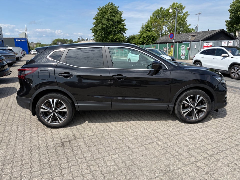 Nissan Qashqai 1,3 Dig-T 160 N-Connecta DCT 5d