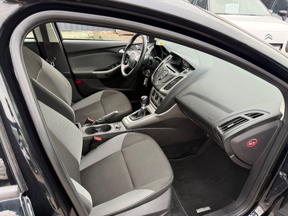 Ford Focus 1,6 TDCi 115 Trend stc. 5d