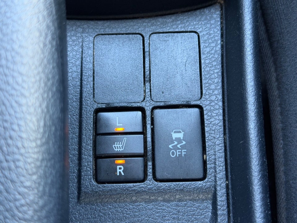 Toyota Yaris 1,3 VVT-i Lounge Edition 5d