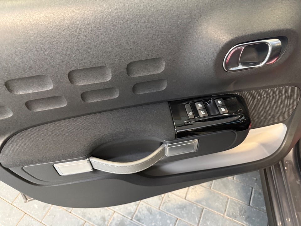 Citroën C3 1,5 BlueHDi 100 SkyLine 5d