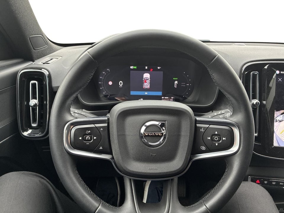 Volvo EX40 Extended Range Plus 5d