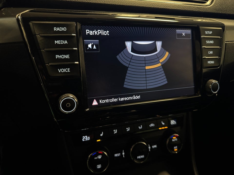 Skoda Superb 1,4 TSi 150 Active Combi 5d