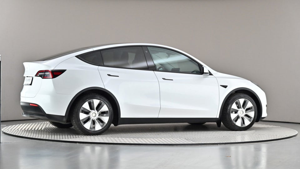 Tesla Model Y RWD 5d