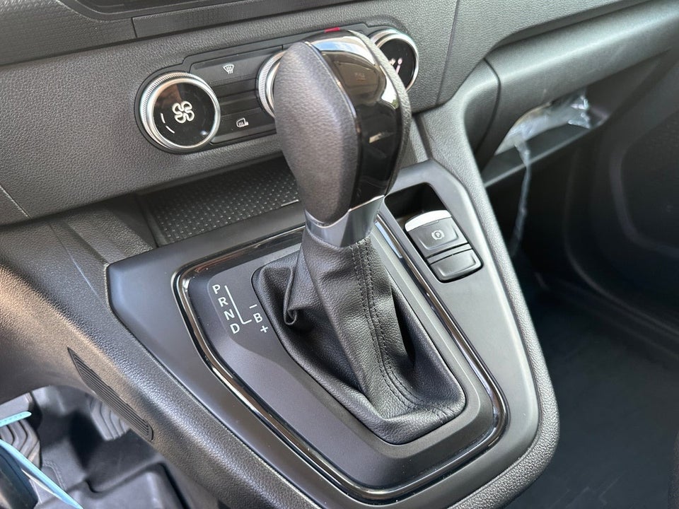 Renault Kangoo E-Tech L2 Van