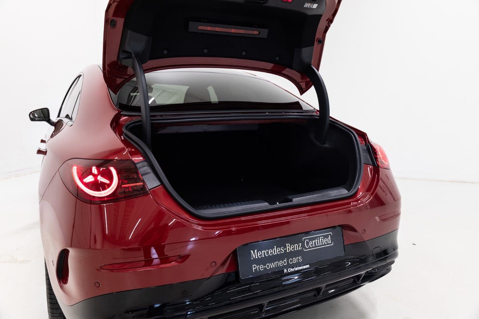 Mercedes CLA250+ electric AMG Premium 4d