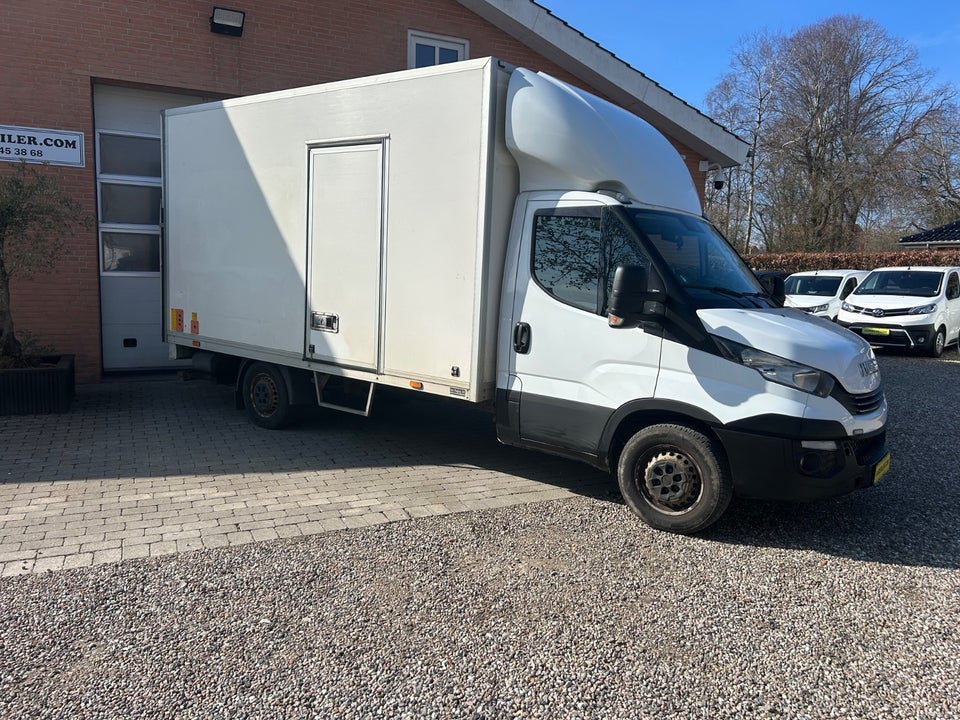 Iveco Daily 2,3 35S16 Alukasse m/lift AG8 2d