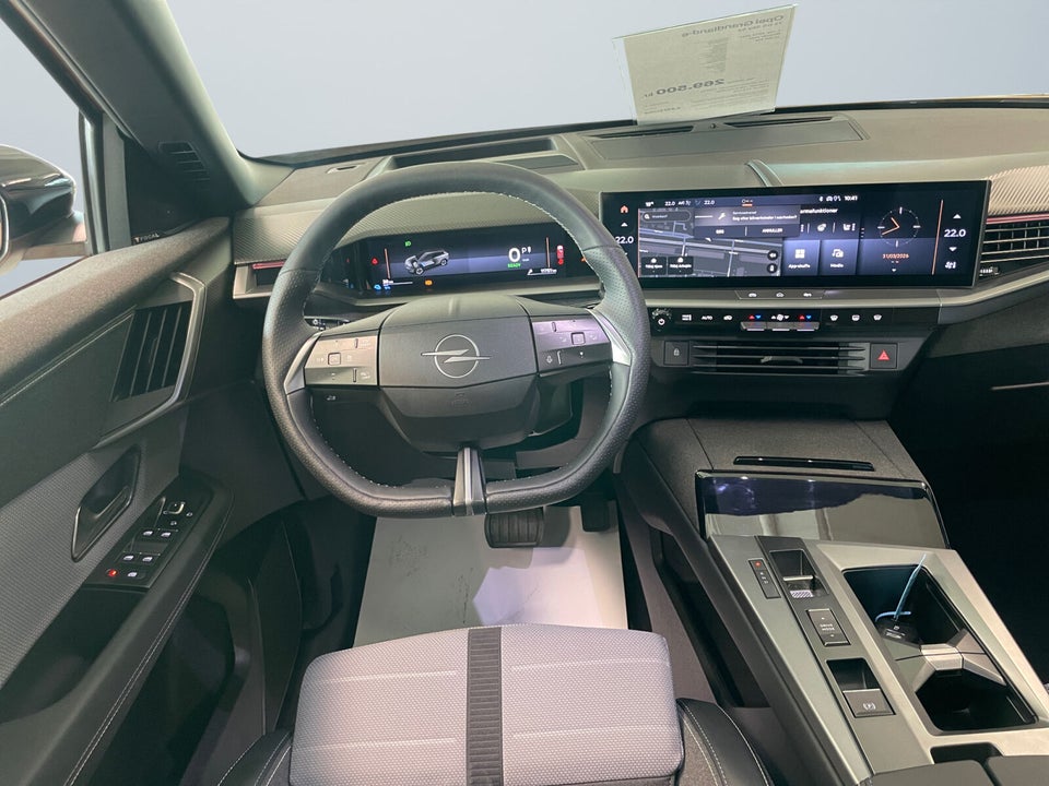 Opel Grandland-e 73 GS Sky 5d