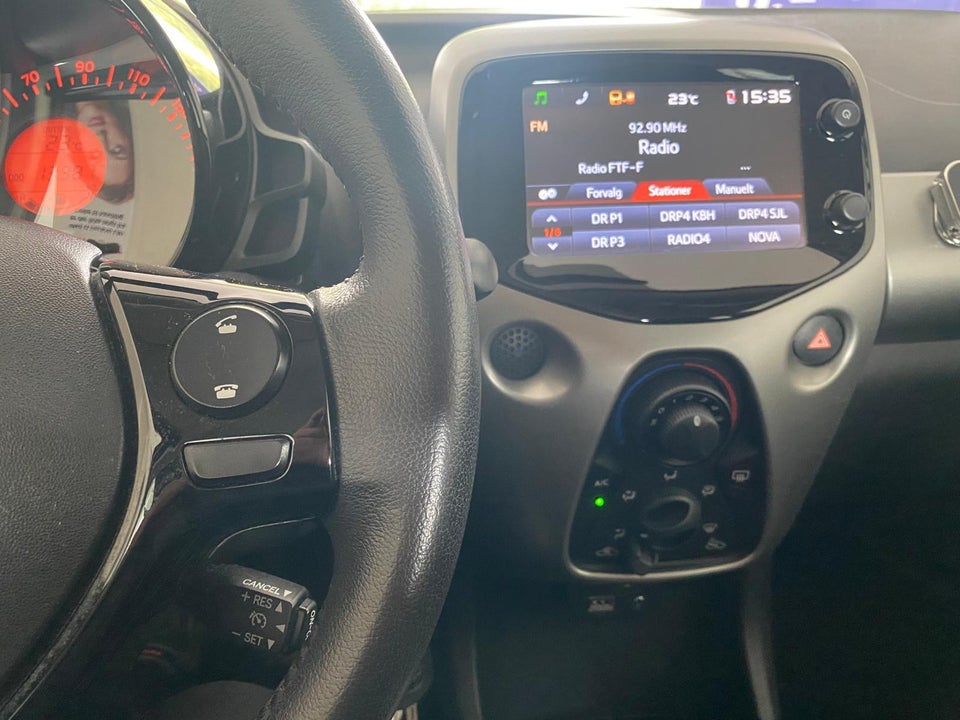Toyota Aygo 1,0 VVT-i x-change 5d