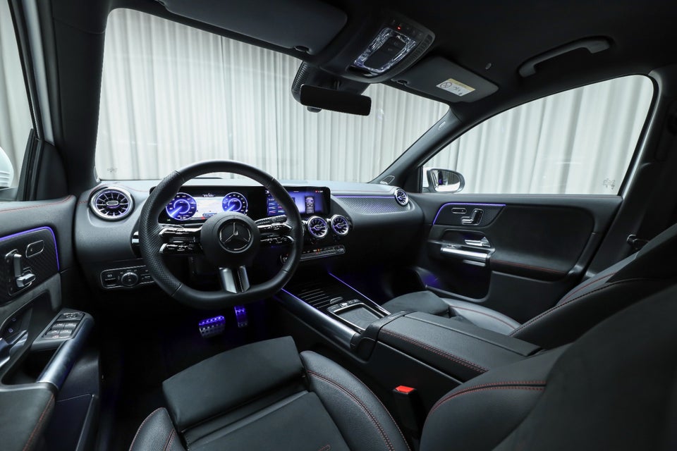 Mercedes EQA350 AMG Premium 4Matic 5d