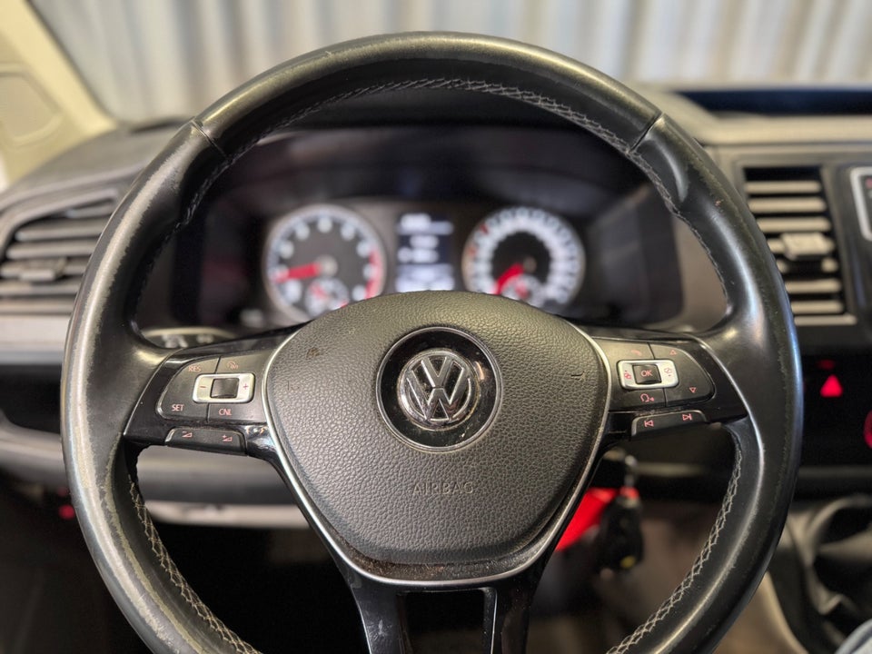 VW Transporter 2,0 TSi 150 Kassevogn kort