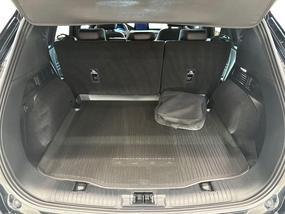 Ford Kuga 2,5 PHEV ST-Line X CVT 5d