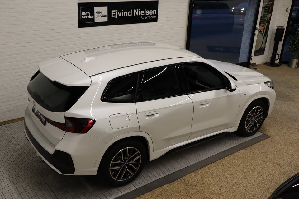 BMW iX1 xDrive30 M-Sport Premium 5d