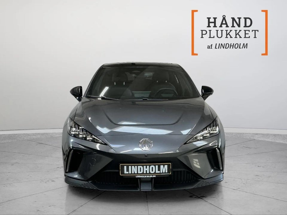 MG 4 77 Luxury Extended Range 5d