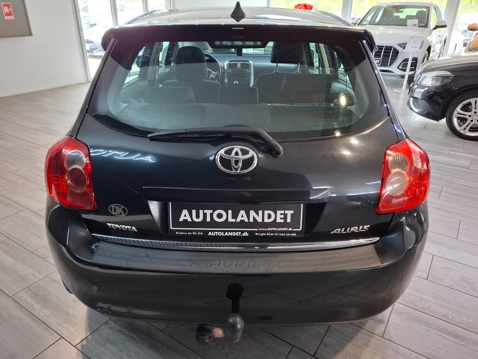 Toyota Auris 1,6 Luna 5d