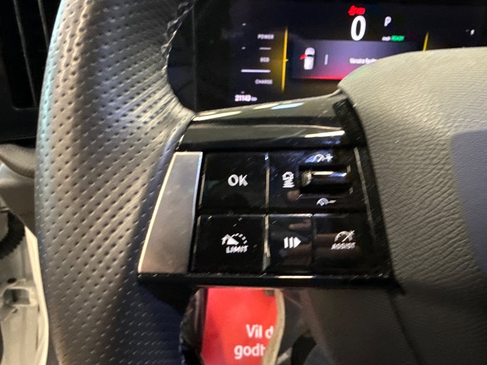 Opel Astra-e 54 Ultimate 5d