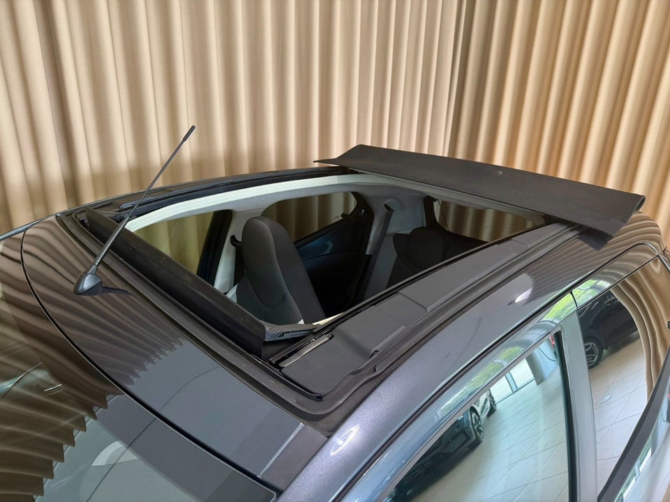 Toyota Aygo 1,0 VVT-i x-sky 5d