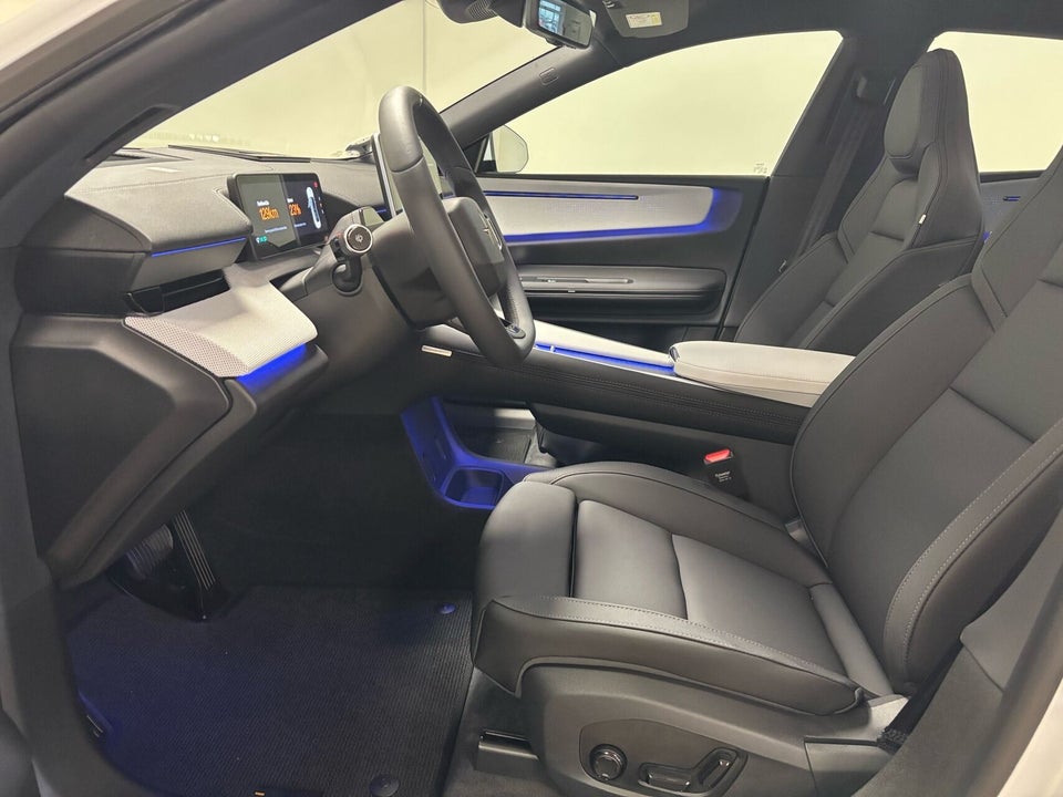 Polestar 4 Long Range AWD 5d