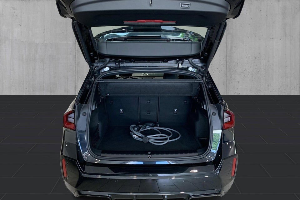 BMW iX1 eDrive20 M-Sport 5d