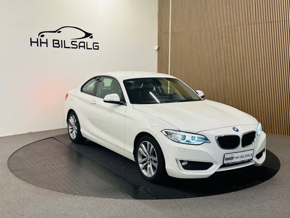 BMW 220i 2,0 Coupé aut. 2d