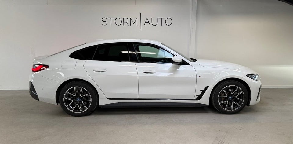 BMW i4 eDrive40 Fully Charged M-Sport 5d