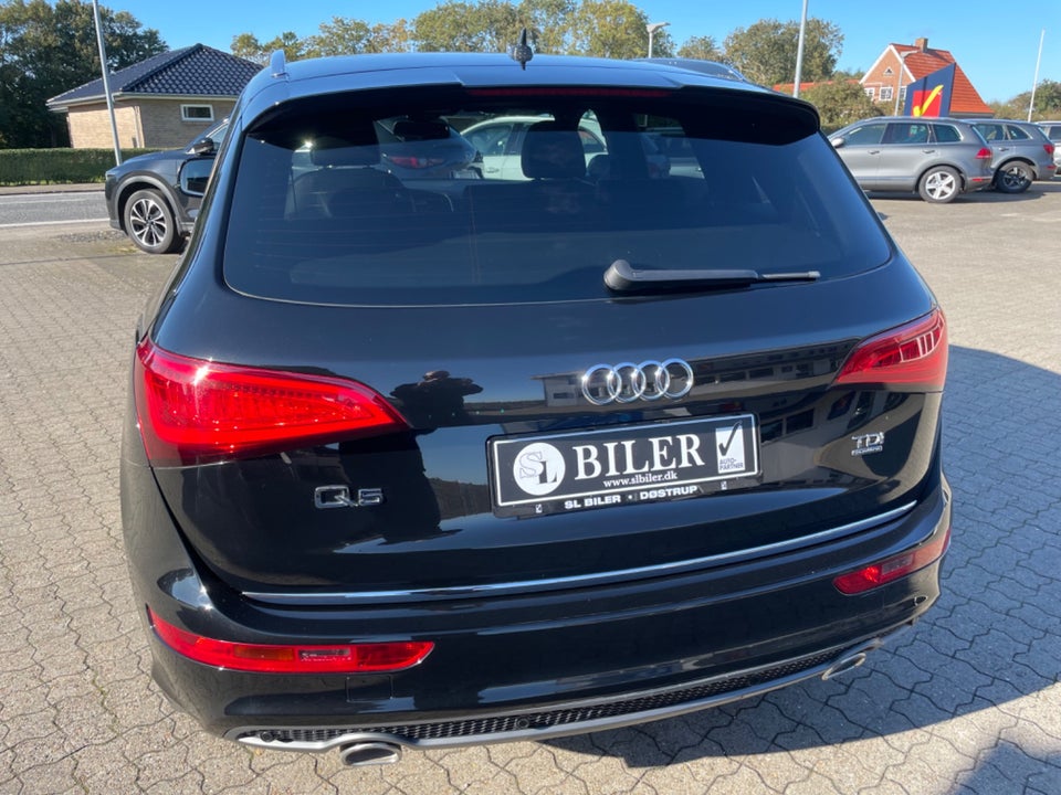 Audi Q5 3,0 TDi 258 S-line quattro S-tr. 5d