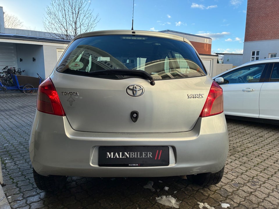 Toyota Yaris 1,4 D-4D Luna 5d