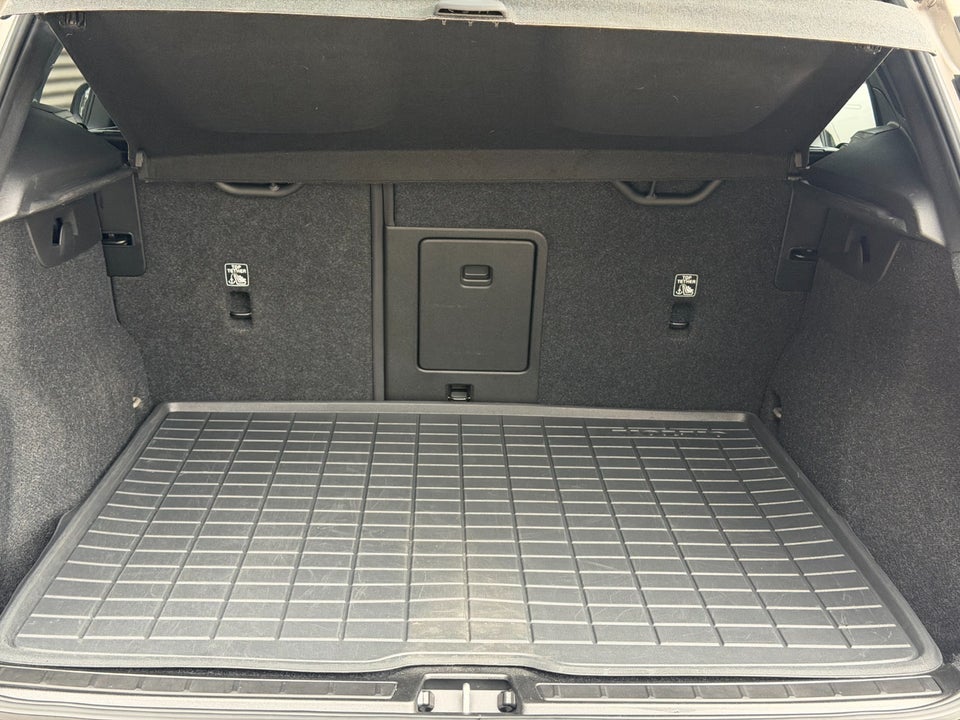 Volvo XC40 P6 ReCharge Core 5d