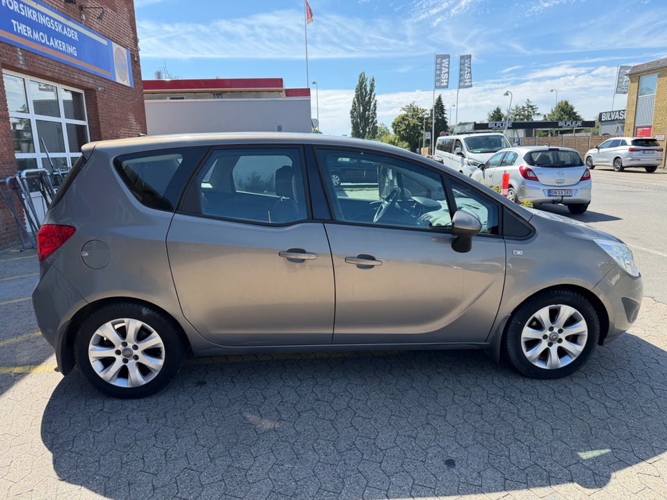 Opel Meriva 1,4 T 120 Cosmo 5d