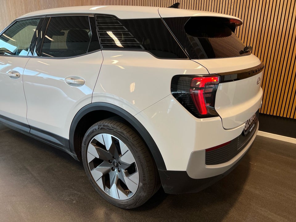Ford Explorer 79 Premium Extended Range AWD 5d