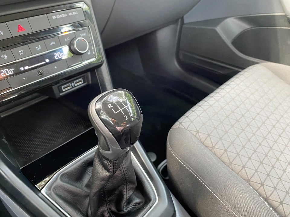 VW T-Cross 1,0 TSi 95 Life 5d