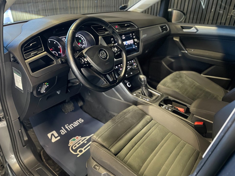 VW Touran 2,0 TDi 150 Comfortline 7prs 5d