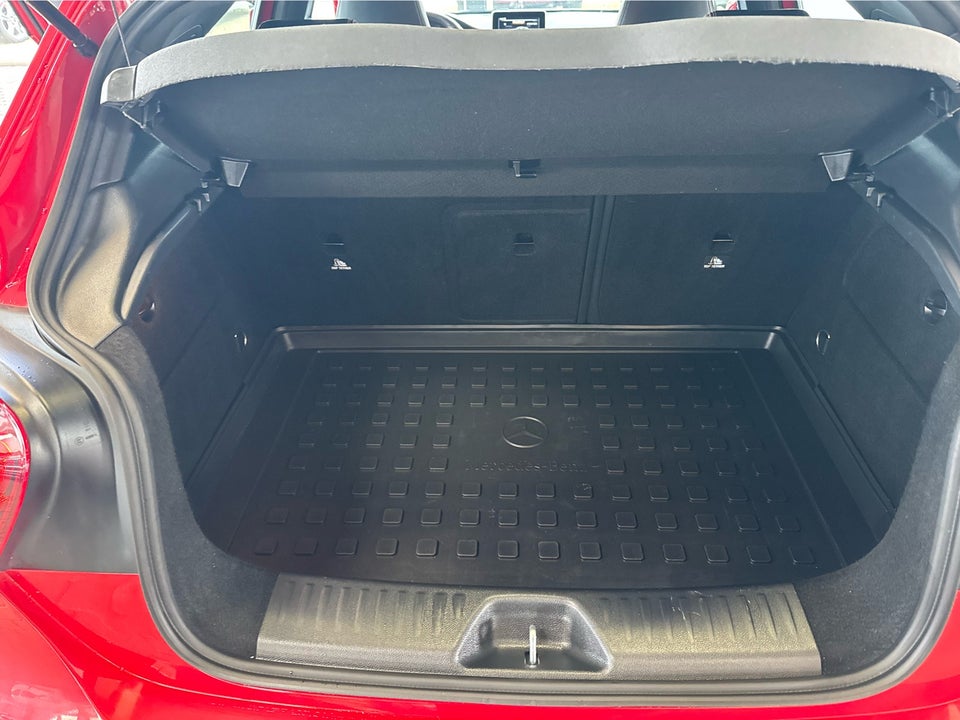 Mercedes A200 d 2,2 AMG Line aut. 5d