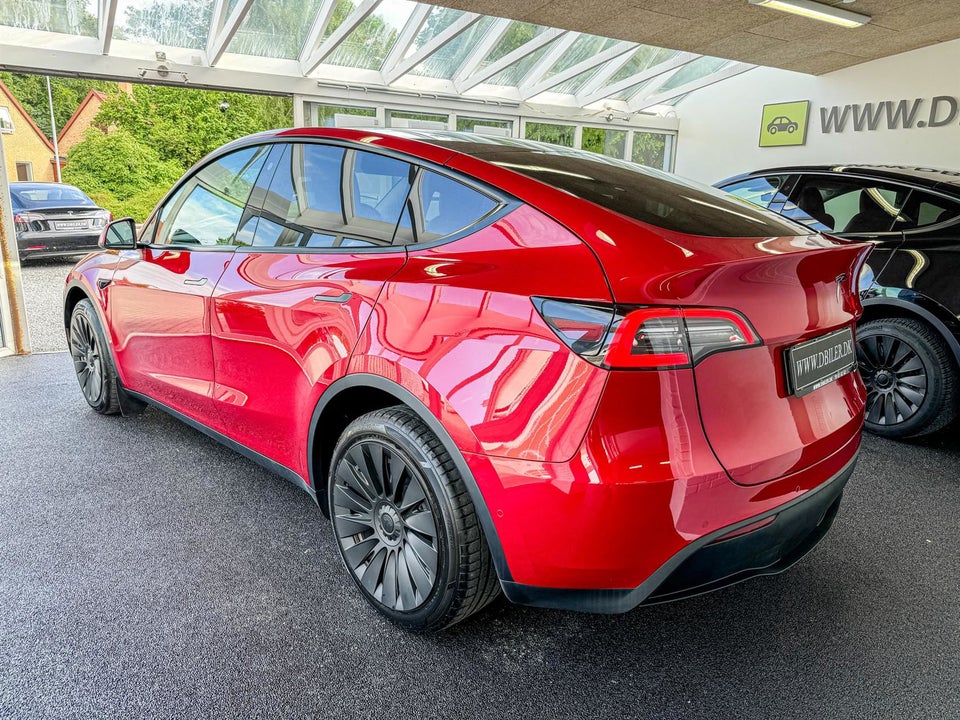 Tesla Model Y Long Range AWD 5d