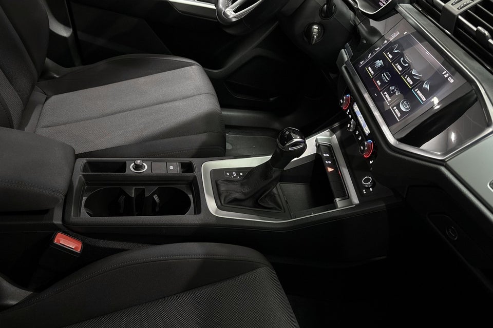 Audi Q3 35 TFSi Advanced S-tr. 5d