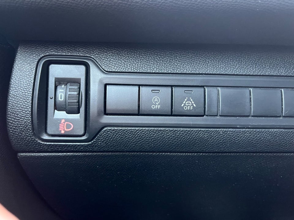 Peugeot 308 1,5 BlueHDi 130 Allure+ Sky SW 5d