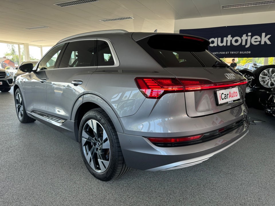 Audi e-tron 55 Advanced quattro 5d