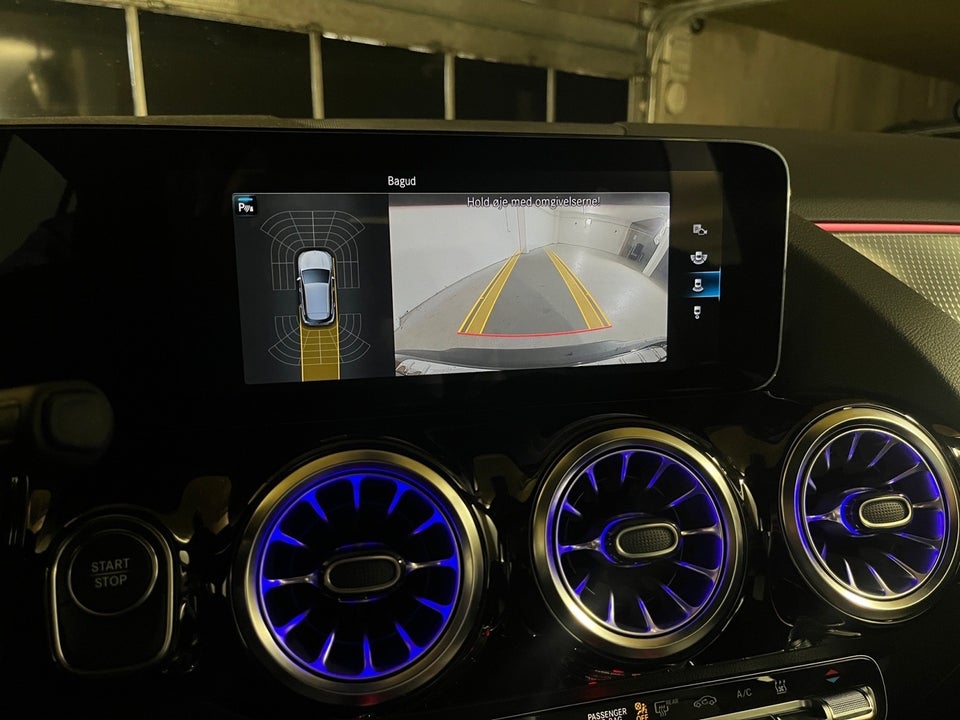 Mercedes EQA300 Progressive 4Matic 5d